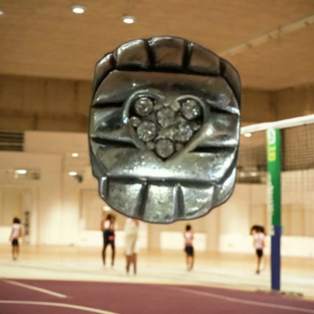 Brighton bead with stone, shiny heart
